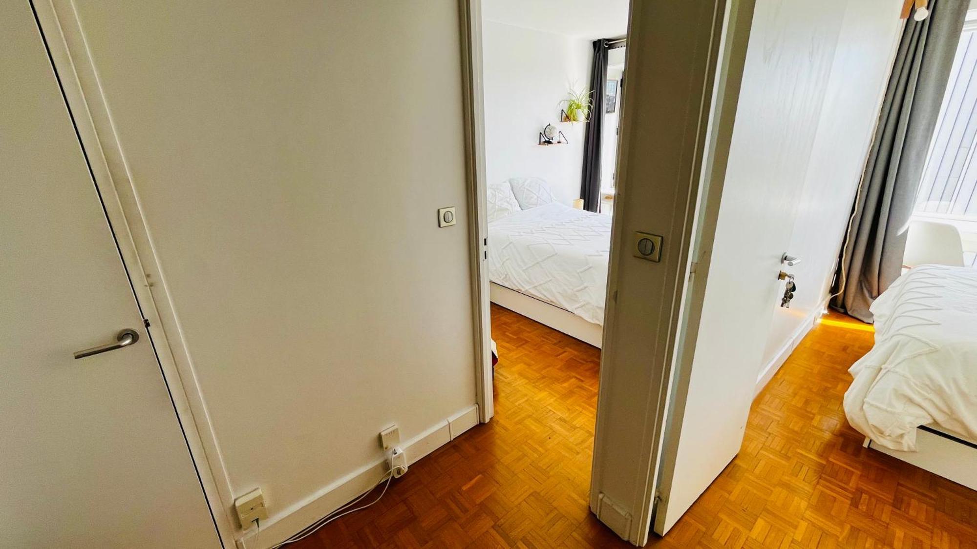 2 Private Bedrooms, Montparnasse Station Paris Eksteriør billede